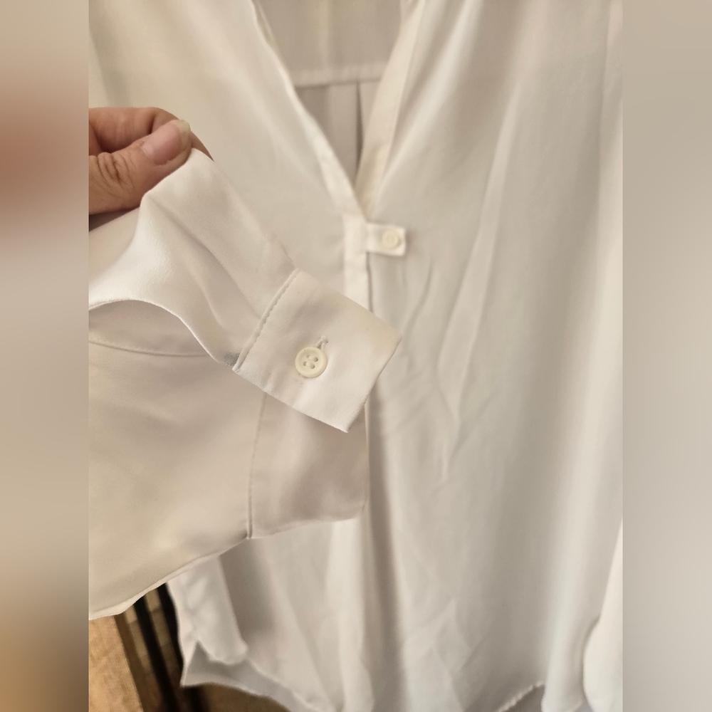 Women's White Pleione Sheer Blouse Sizearge - Picture 3 of 12
